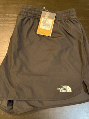 The North Face Womens 3XL Limitless Run Shorts Black Athletic Running NWT